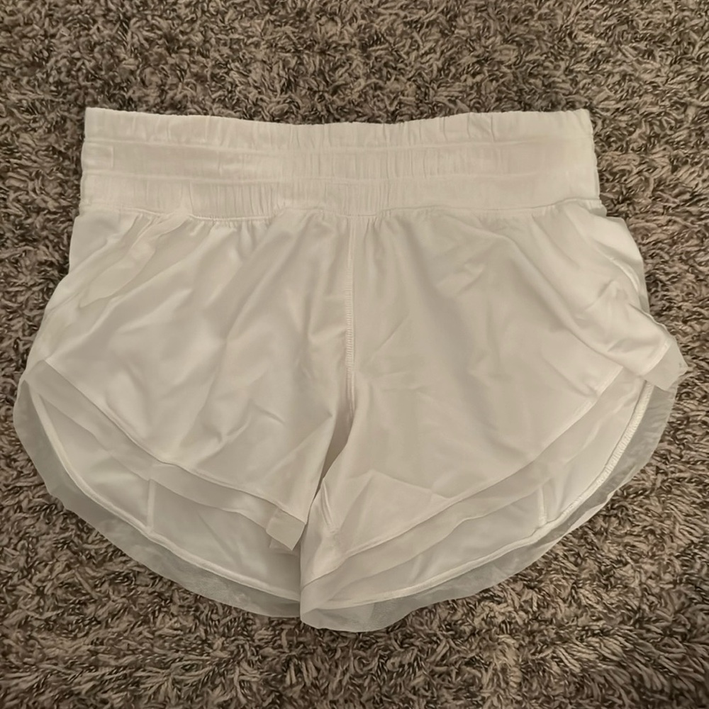 Lululemon White Running shorts size 2 NWOT